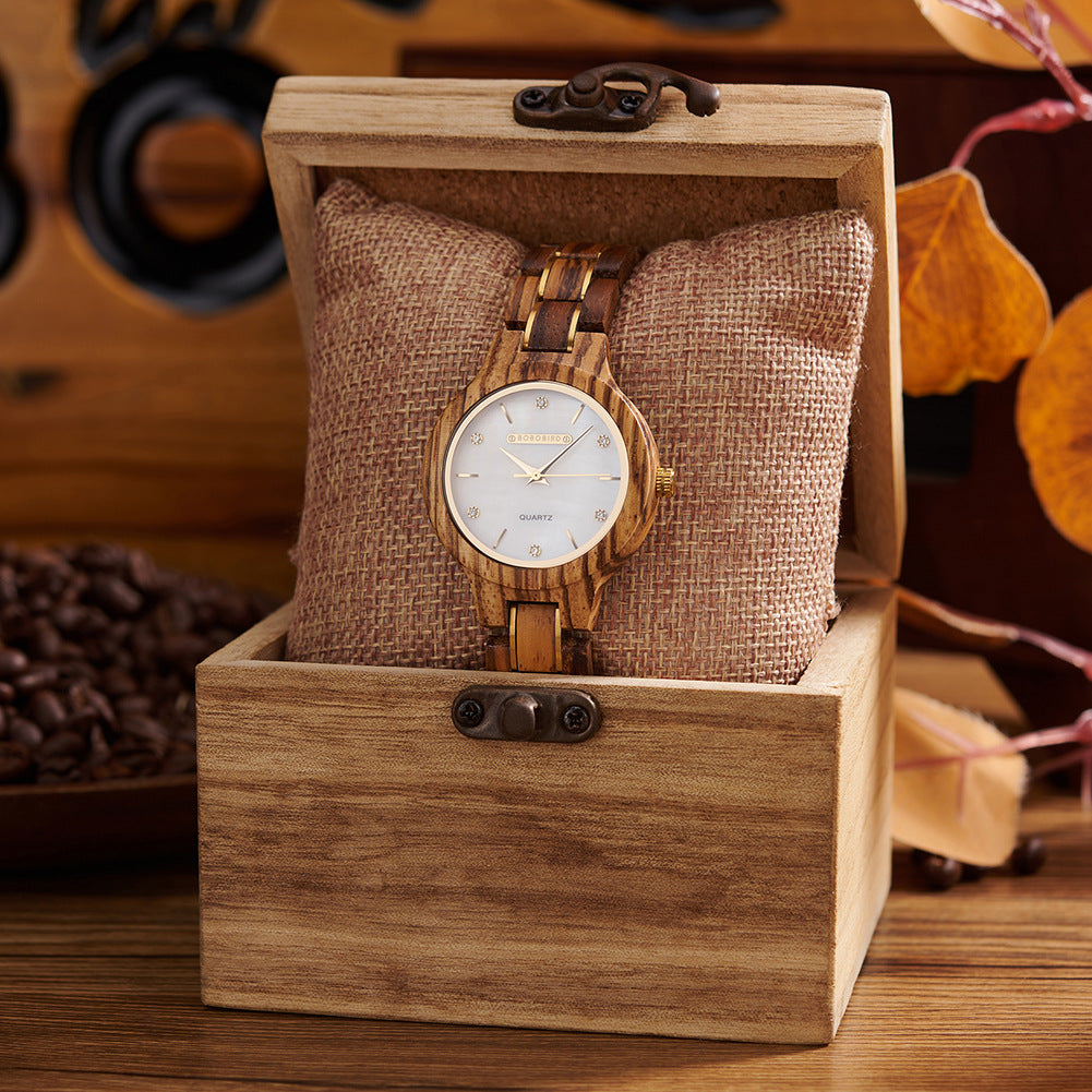 Simple Stylish Quartz Watch - Wood
