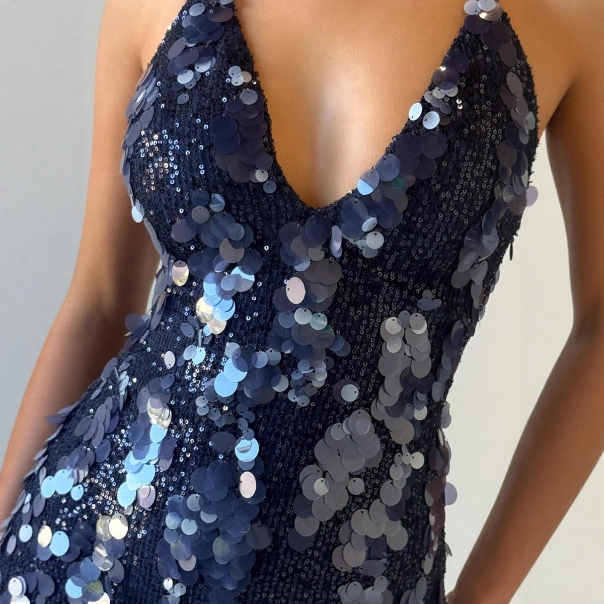 Sexy Women Wear Deep V Plunge Halter Sequ Dress