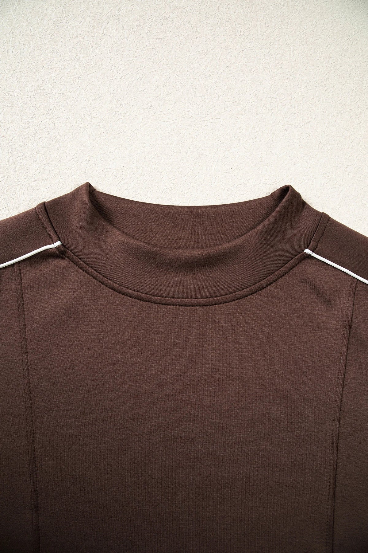 Contrast Piping Trim Mock Neck Pullover & Pant Set