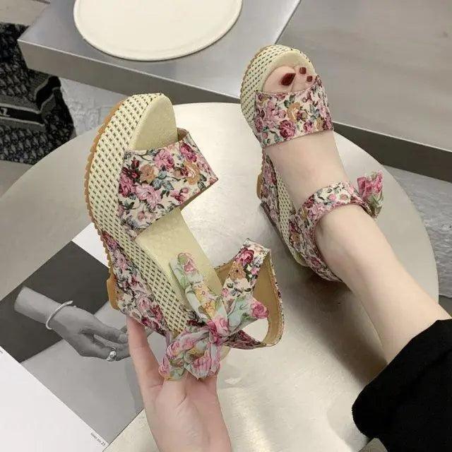 New Modern Women Wood High Heels Sandals Elegant Stylish Design