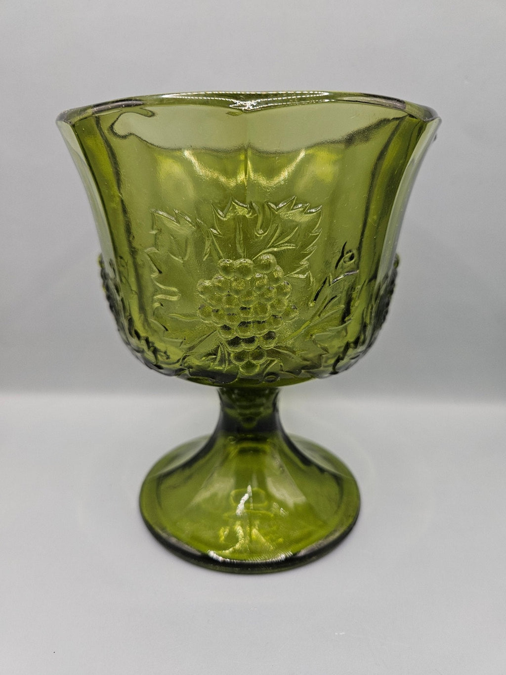 Vintage Colony Glass Harvest Green Grape Panel Footed Planter Vase