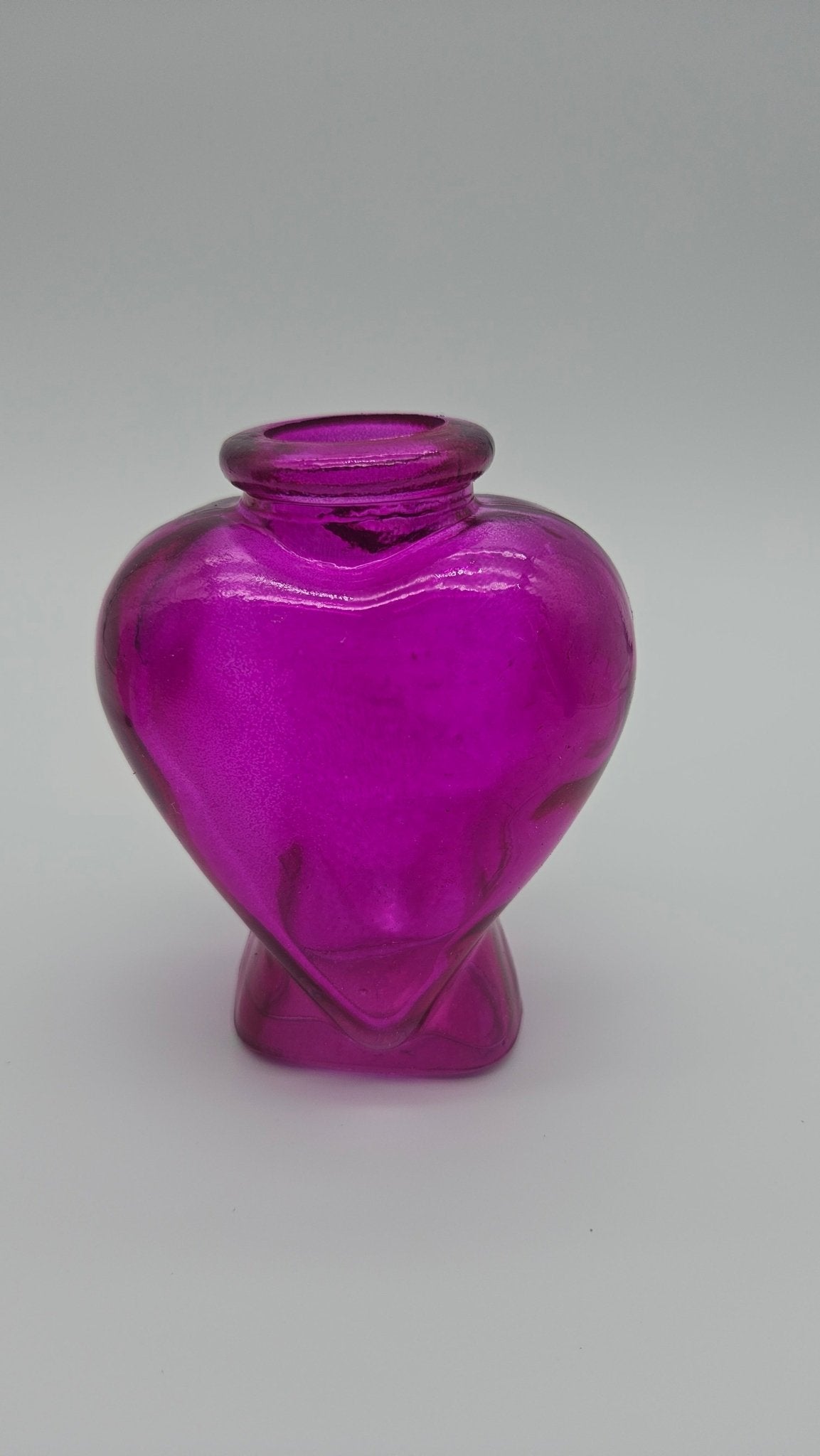 Vintage Heart Glass Bottle – Colorful Collectible Décor 4.3"