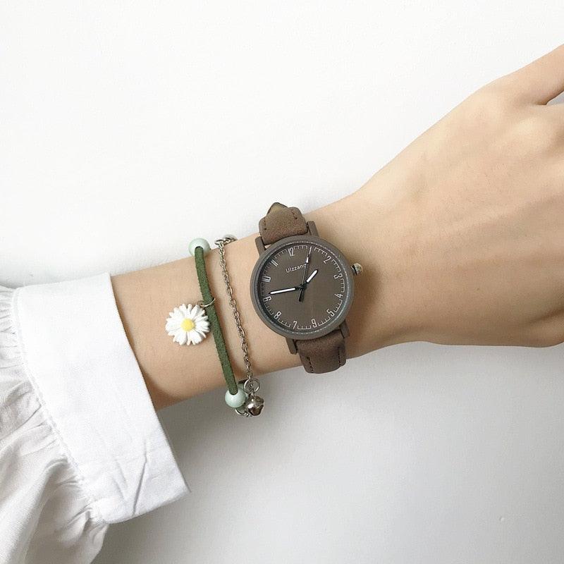 Vintage Leather Simple Women Watches Fashion Quartz Watch